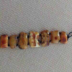 Amber woman bracelet